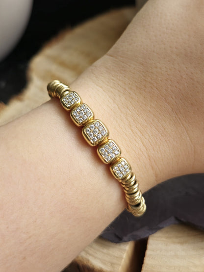 Solid 18k 750 Yellow Gold Diamond Bracelet Heavy Gold Links Circles Expandable