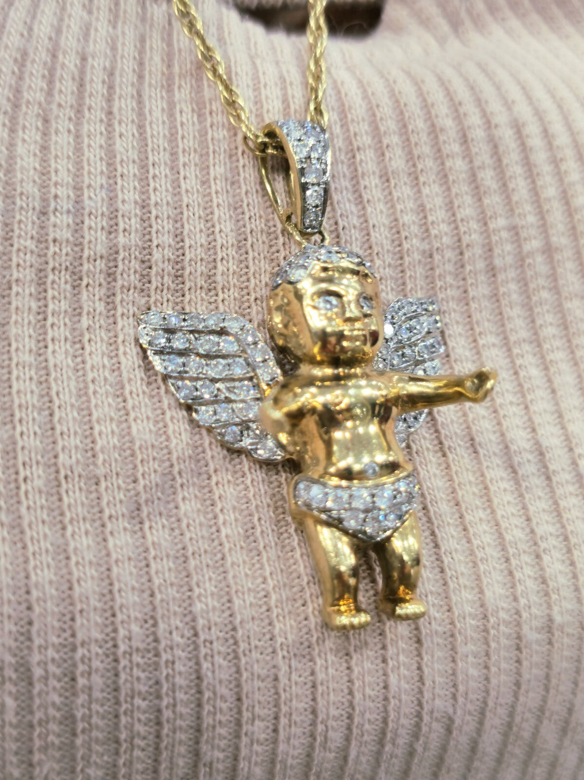 10K YELLOW GOLD PENDANT BABY ANGEL NATURAL DIAMONDS WINGS CROSS WITH CHAIN 25"
