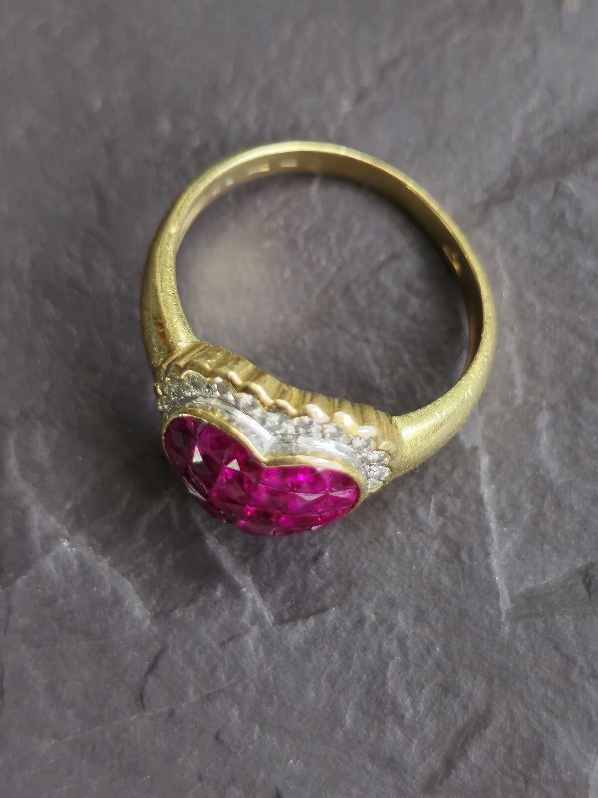 Stunning 14ct Yellow Gold Ruby Heart shape Diamond Halo Ring size M+ French Cut