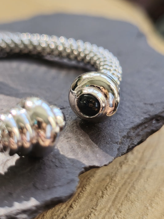 New 9k White Gold TORQUE BANGLE TORQ BALL Open Split BRACELET Hallmarked Beaded