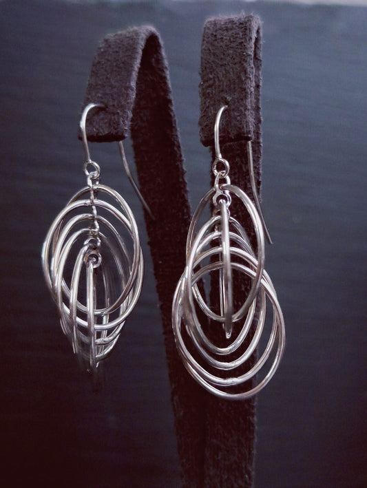 NEW 9ct Sold White Gold Drop Dangling Earrings Fancy Twisted Circles