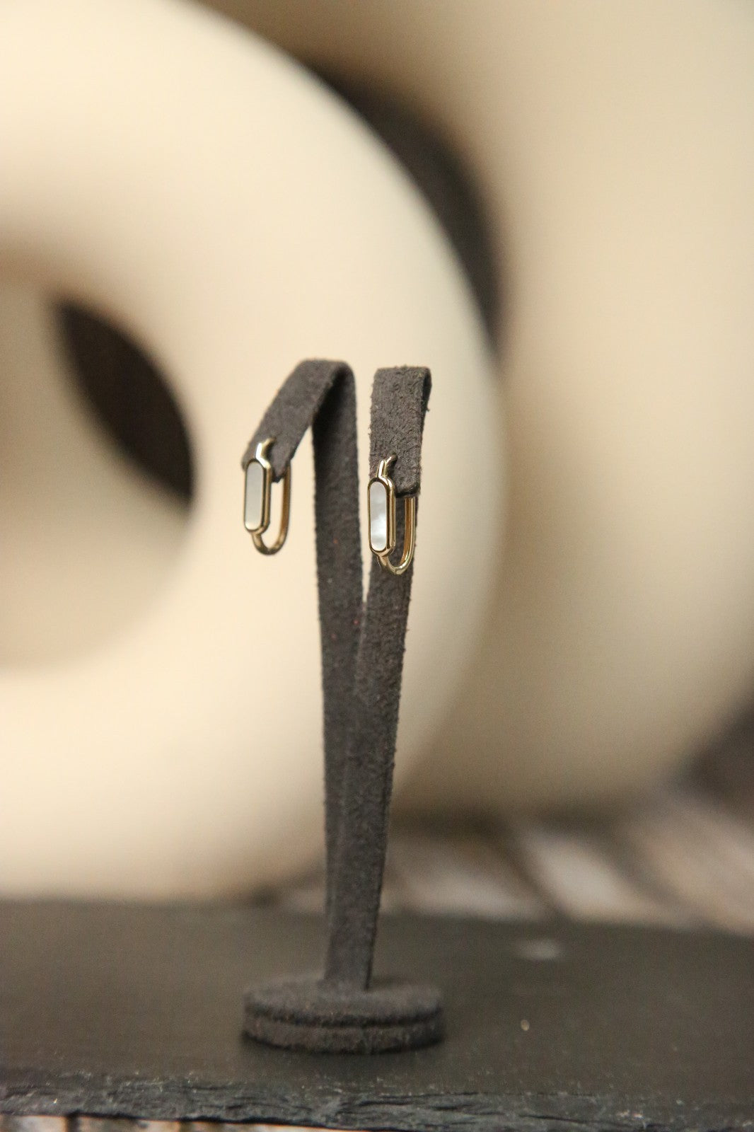 New 9ct Yellow Gold Solid Hoop Earrings with White Mother of Pearl Hoops