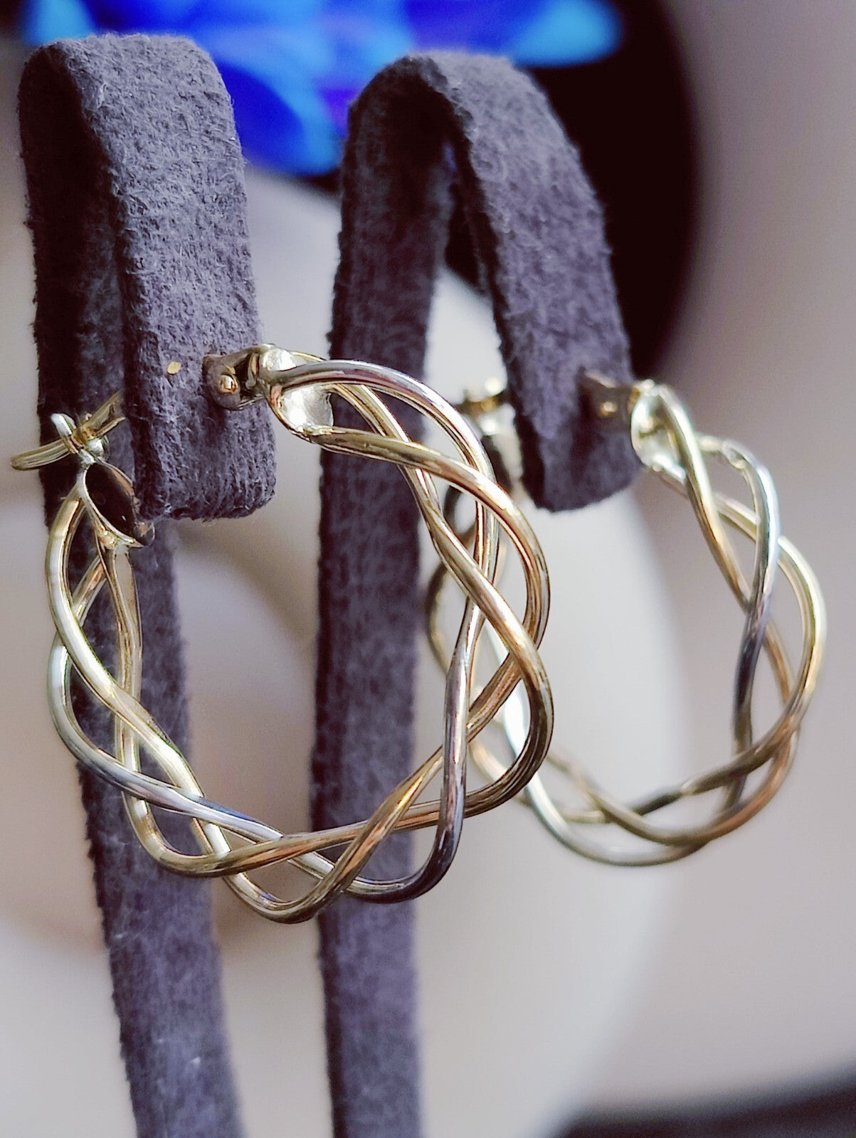 Twisted 9ct Solid Yellow/White Gold Wired Hoop Earrings Creole Wire Hoops 23mm