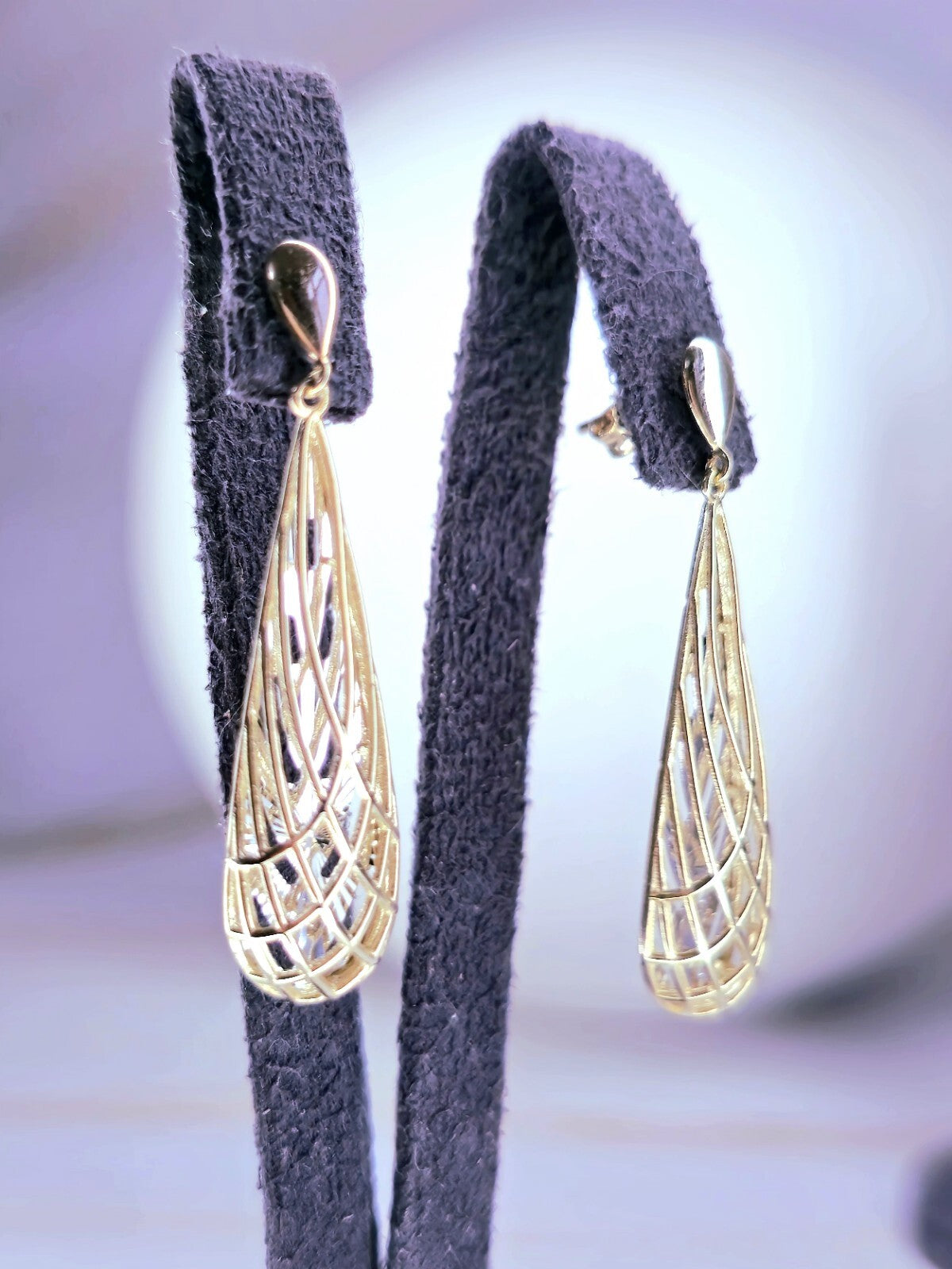 New Solid 9ct Yellow/White Gold Drop Earrings Butterfly Dangling 35mm 3D Pear