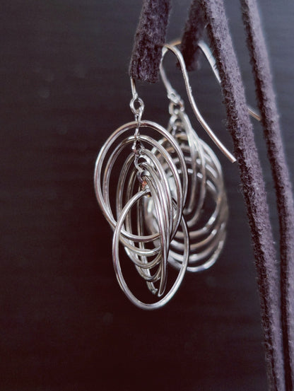 NEW 9ct Sold White Gold Drop Dangling Earrings Fancy Twisted Circles