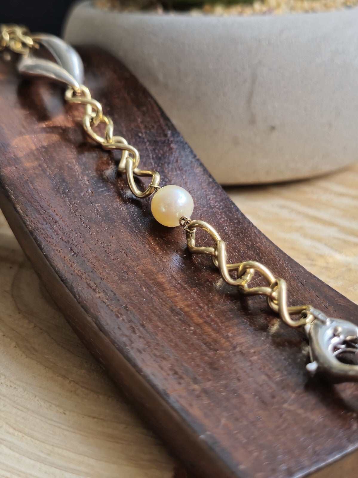 Solid 18k Yellow/White Gold Pearl Bracelet Hollow