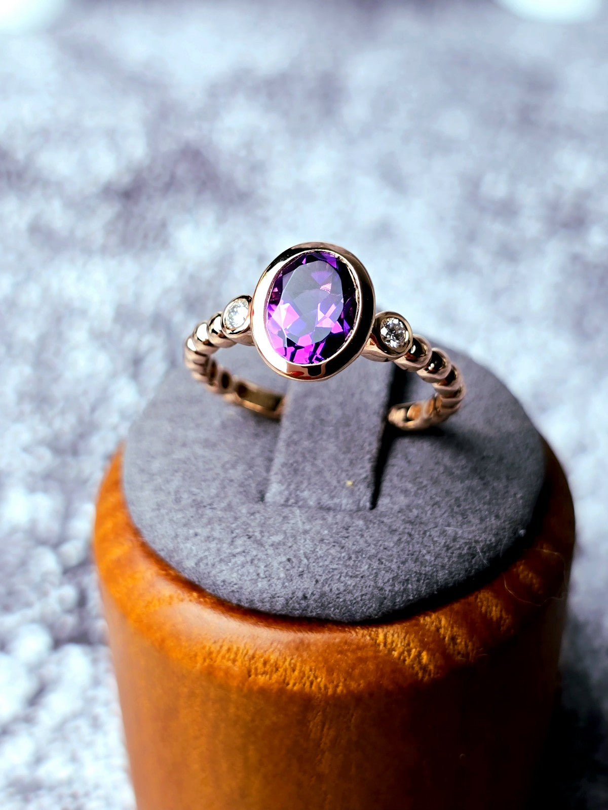 New 18ct Rose Gold Oval Amethyst and Diamonds Ring Cocktail Dress Bead Band
