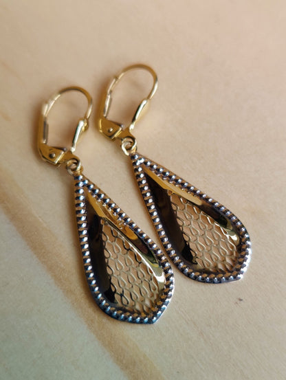 9ct Yellow/White Gold Drop Dangly Earrings Hallmarked Decorative Pattern 