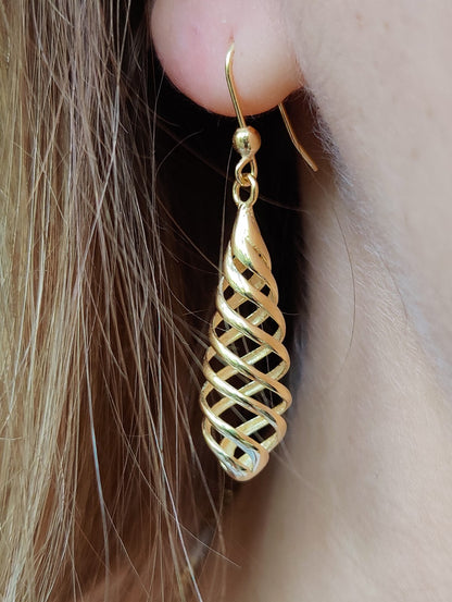 New Solid 9ct Yellow Gold Twisted Drop Earrings Hook Earrings 3 grams