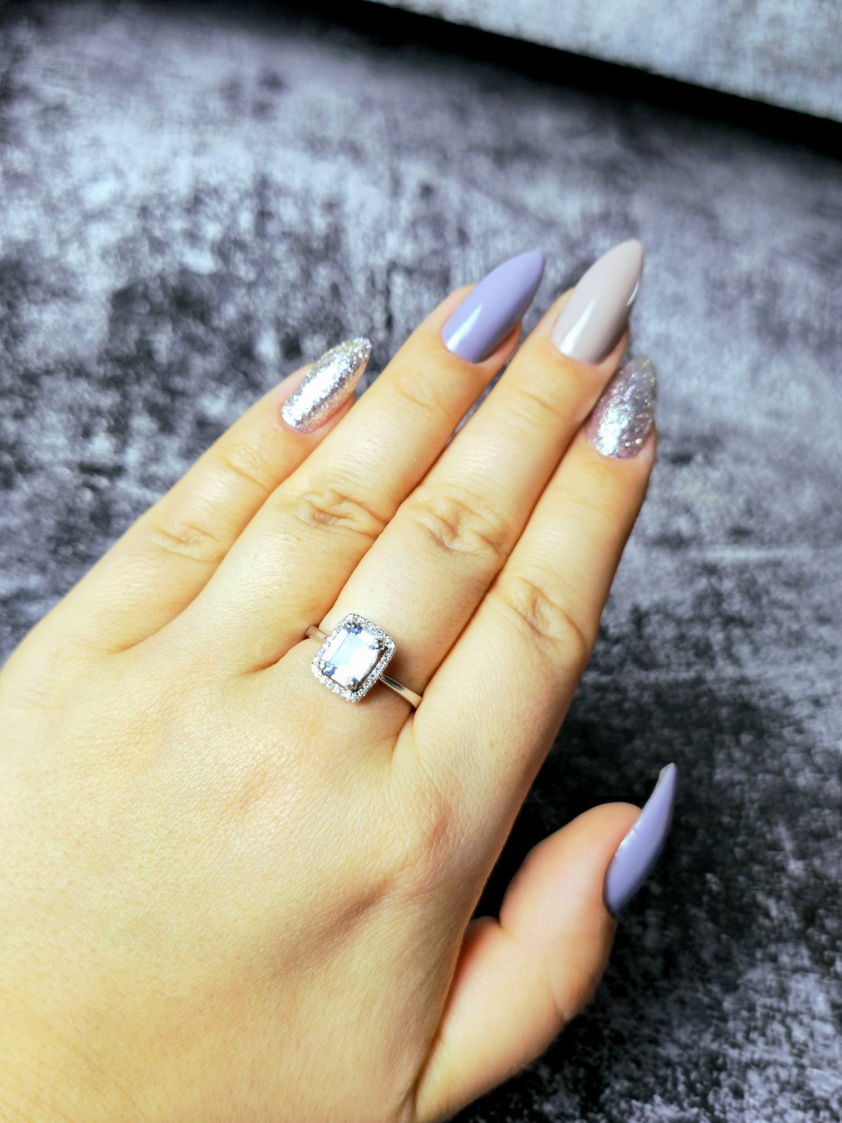 Stunning 9ct White Gold Aquamarine Diamond Halo Dress Ring Cocktail size P