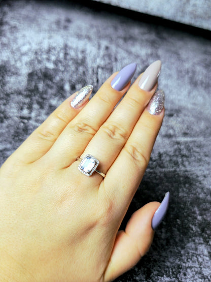 Stunning 9ct White Gold Aquamarine Diamond Halo Dress Ring Cocktail size P