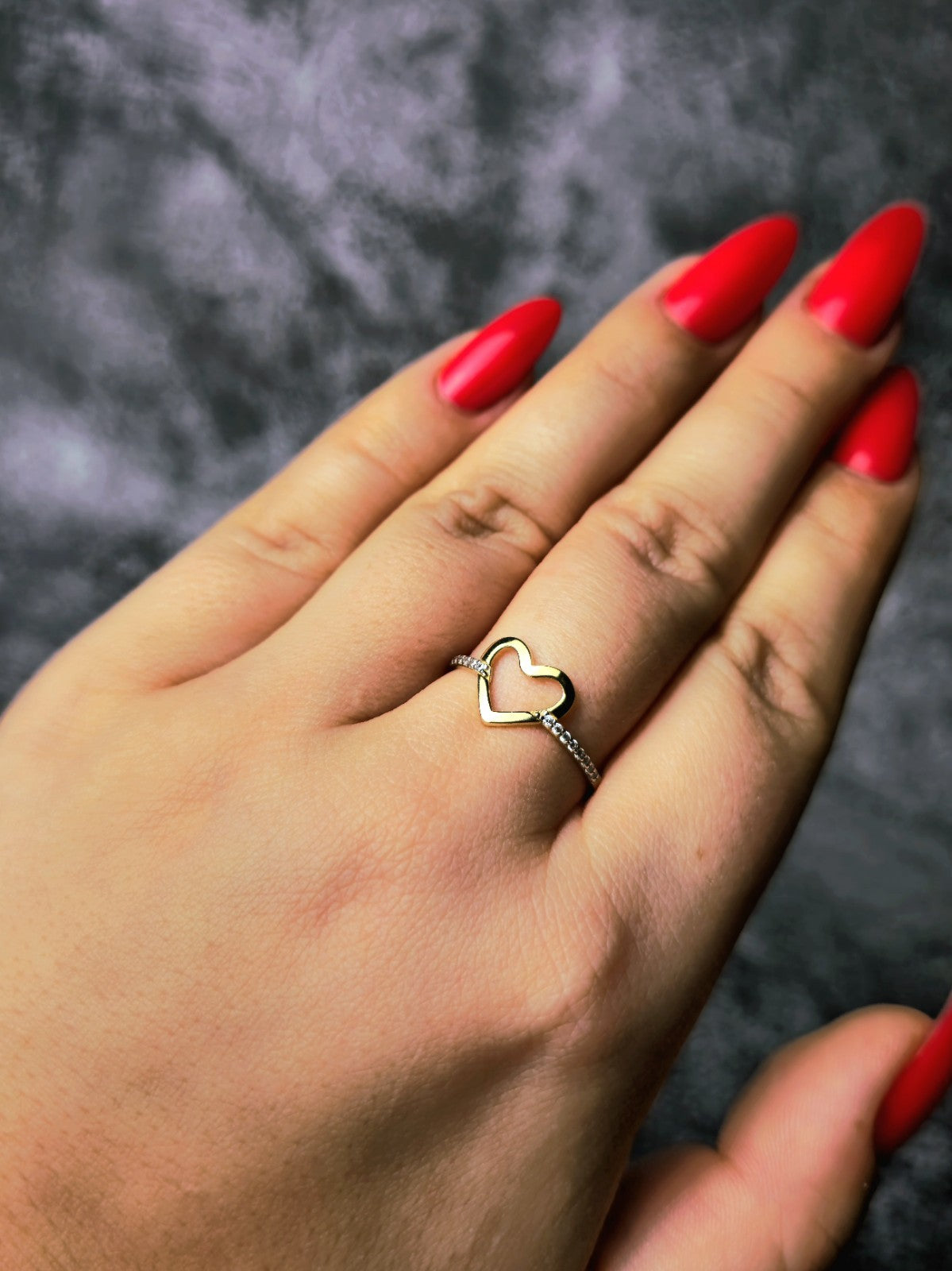 New 9ct Yellow Gold Open Heart Shape Ring with C/Z Half Eternity SIZE: P