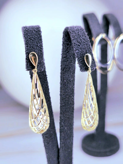 New Solid 9ct Yellow/White Gold Drop Earrings Butterfly Dangling 35mm 3D Pear