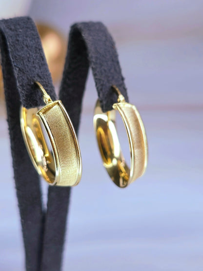 Lovely New 9ct Solid Yellow Gold Hoop Earrings Hoops 27mm Matt Finish Hallmarked
