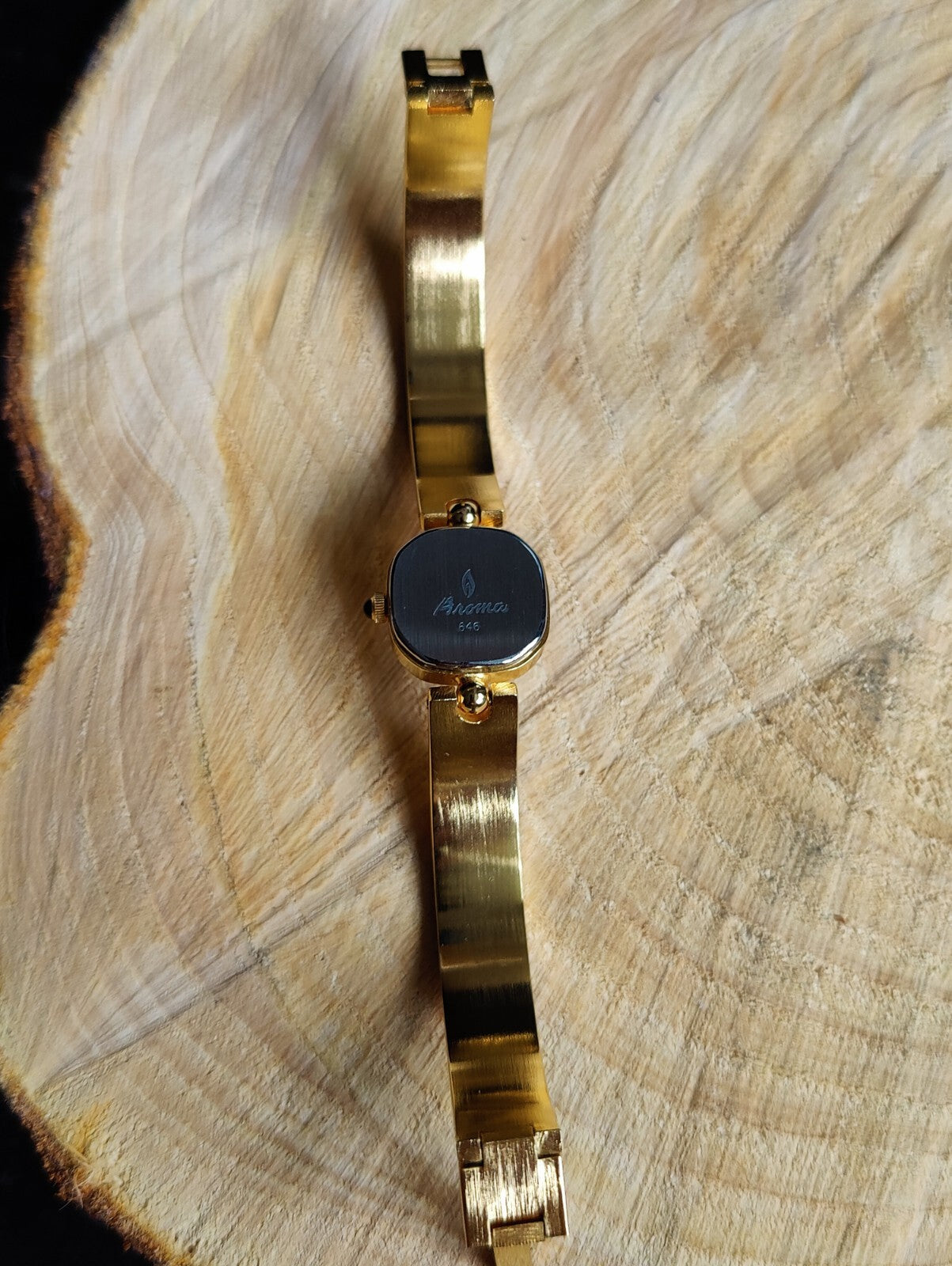 Unique Gold Plated Ladies Watch, Bangle Bracelet, Black Dial, Working, Elegant 