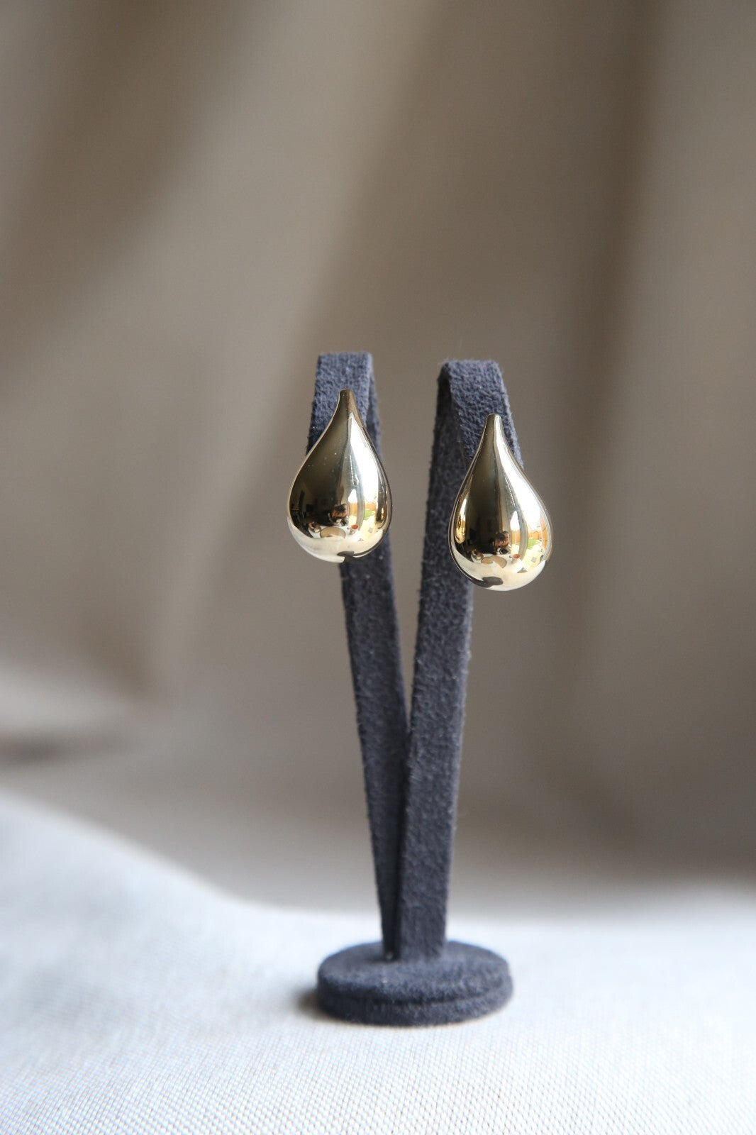 New 9k Yellow Gold Trendy Big Thick Waterdrop Tear Drop Earrings Bottegac 25mm