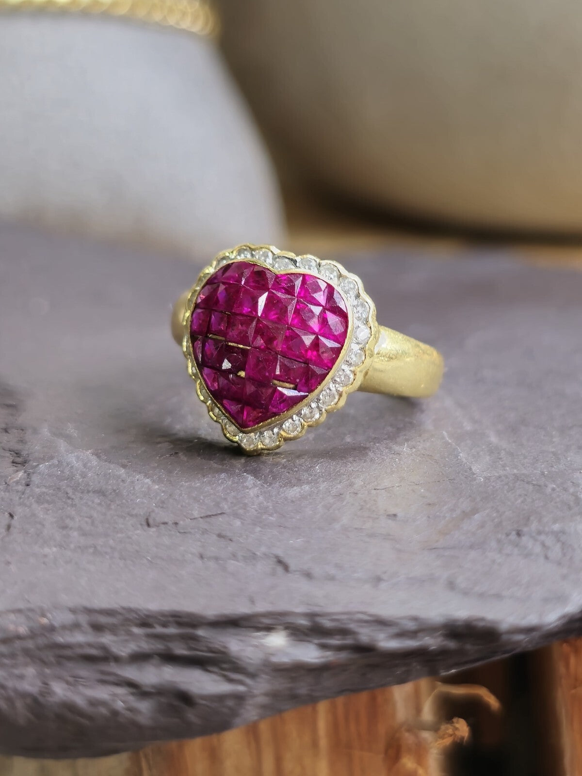 Stunning 14ct Yellow Gold Ruby Heart shape Diamond Halo Ring size M+ French Cut