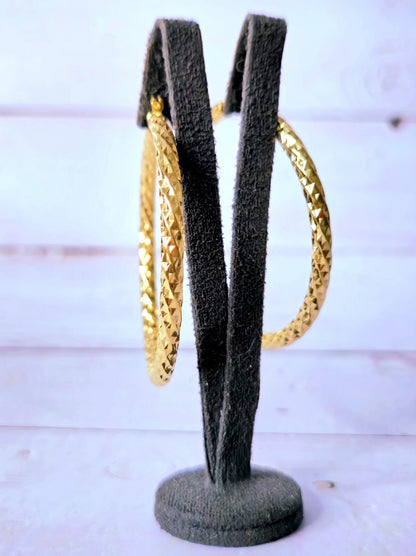 Big 9ct Yellow Gold Twisted Hoop Earrings Twist Hoops 57mm Diamond Cut Pattern