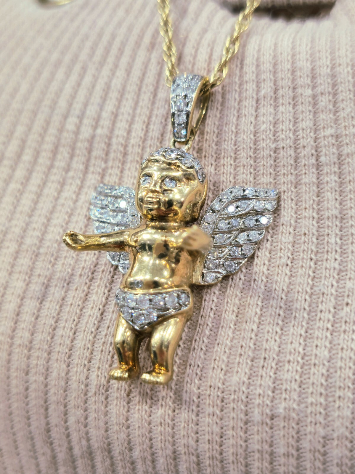 10K YELLOW GOLD PENDANT BABY ANGEL NATURAL DIAMONDS WINGS CROSS WITH CHAIN 25"