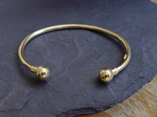 New 9k Yellow Gold TORQUE BANGLE Kids Baby TORQ BALL Open Split BRACELET Small