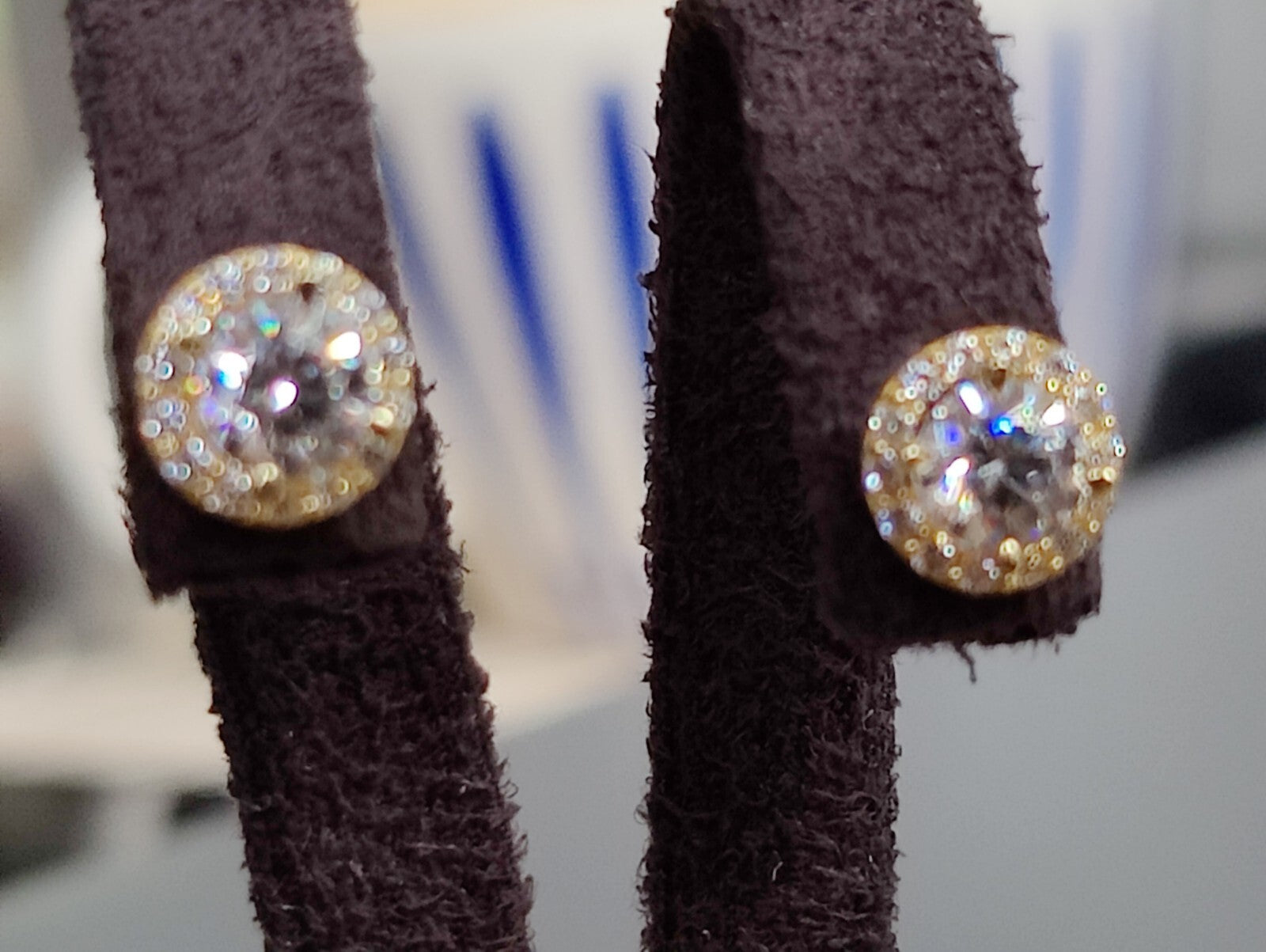 Solid 1.75grams 9ct Yellow Gold 8mm Cubic Zirconia Halo Stud Earrings Butterfly
