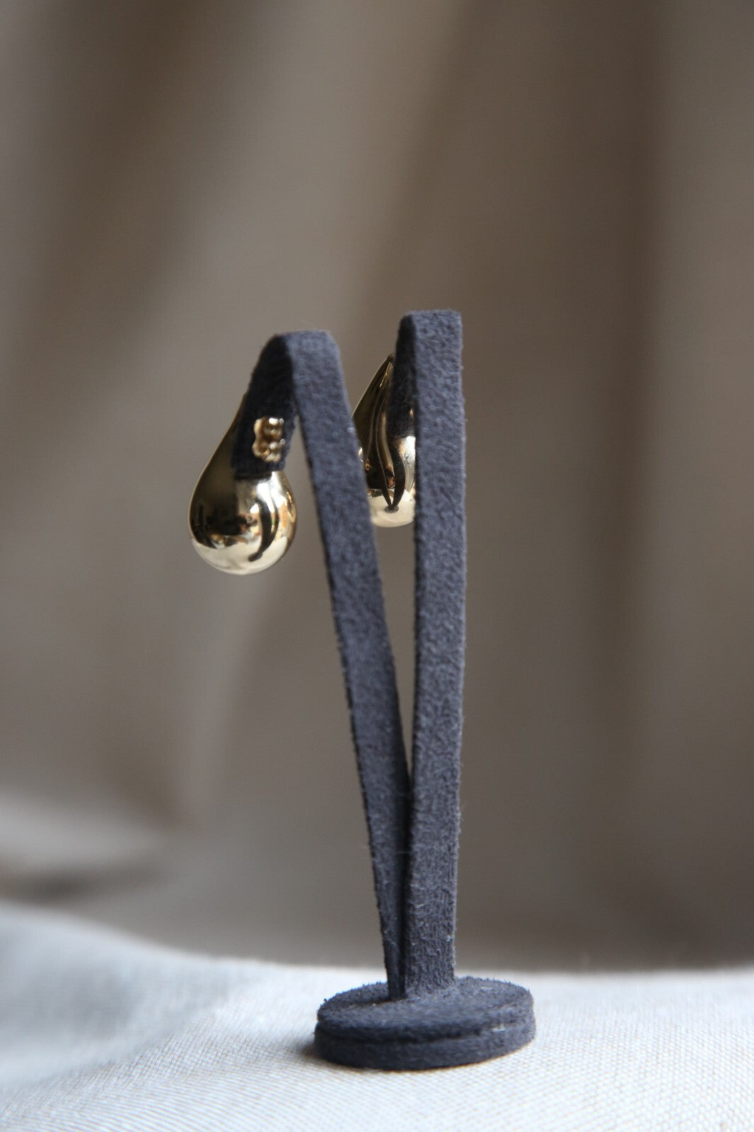 New 9k Yellow Gold Trendy Big Thick Waterdrop Tear Drop Earrings Bottegac 25mm