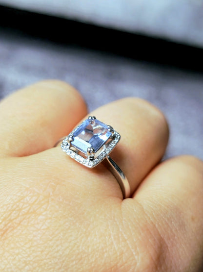 Stunning 9ct White Gold Aquamarine Diamond Halo Dress Ring Cocktail size P