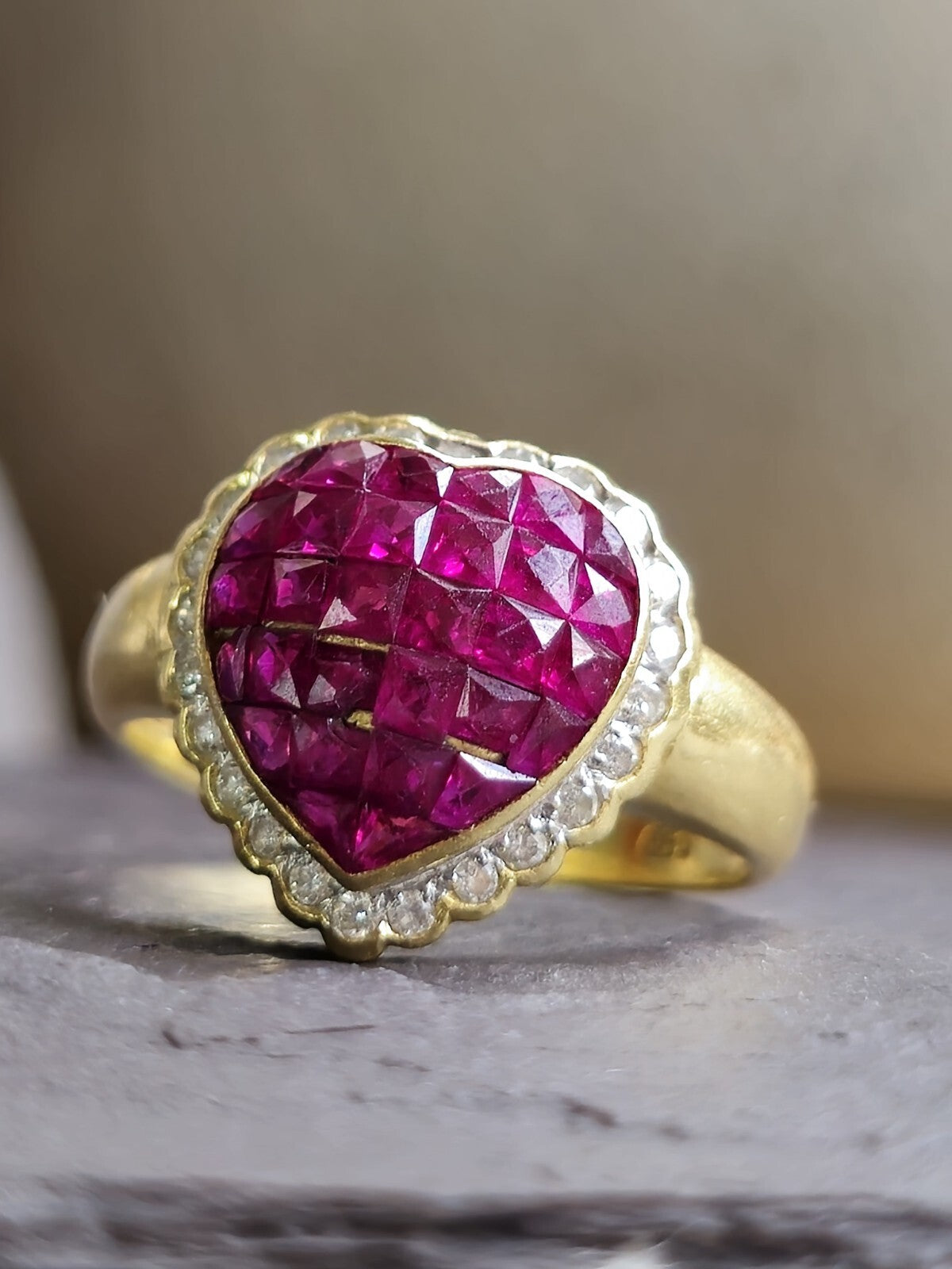 Stunning 14ct Yellow Gold Ruby Heart shape Diamond Halo Ring size M+ French Cut