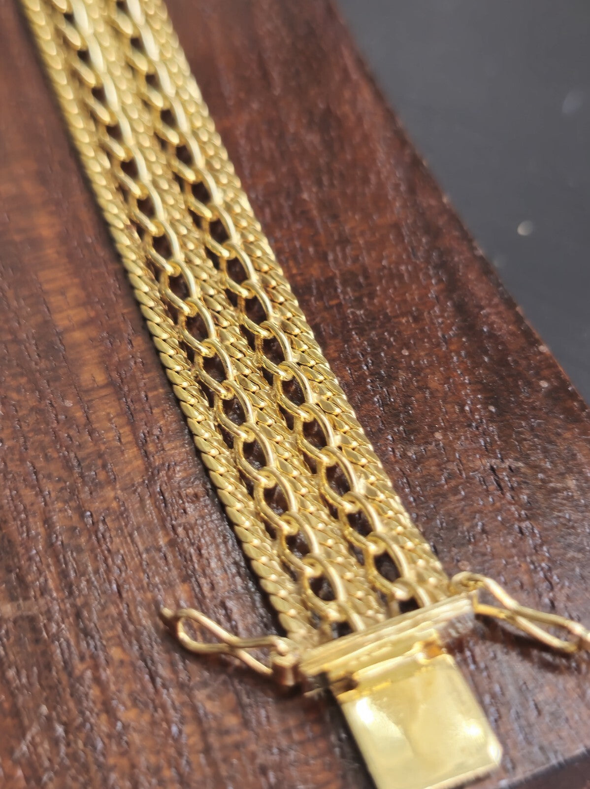 Solid 9ct Yellow Gold Wide Mesh Bracelet Double Link 18cm 14g Unisex Hallmarked 