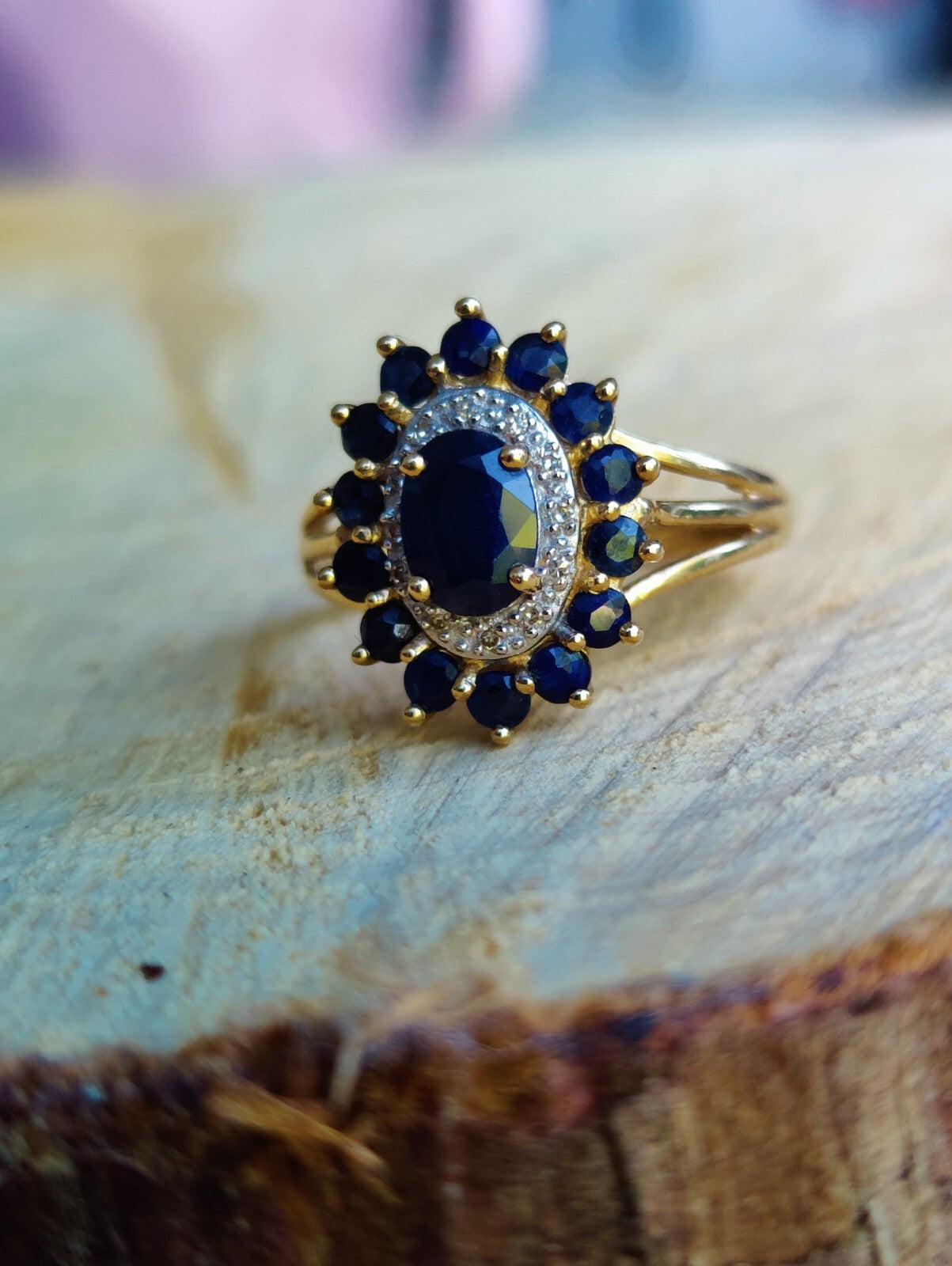 Amazing Stunning 9ct Yellow Gold Sapphire/Diamond Flower Ring Cocktail size S+