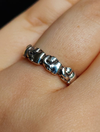 Real Silver Elephant Bracelet Stretchable over 18grams Lovely design Luck Bracel