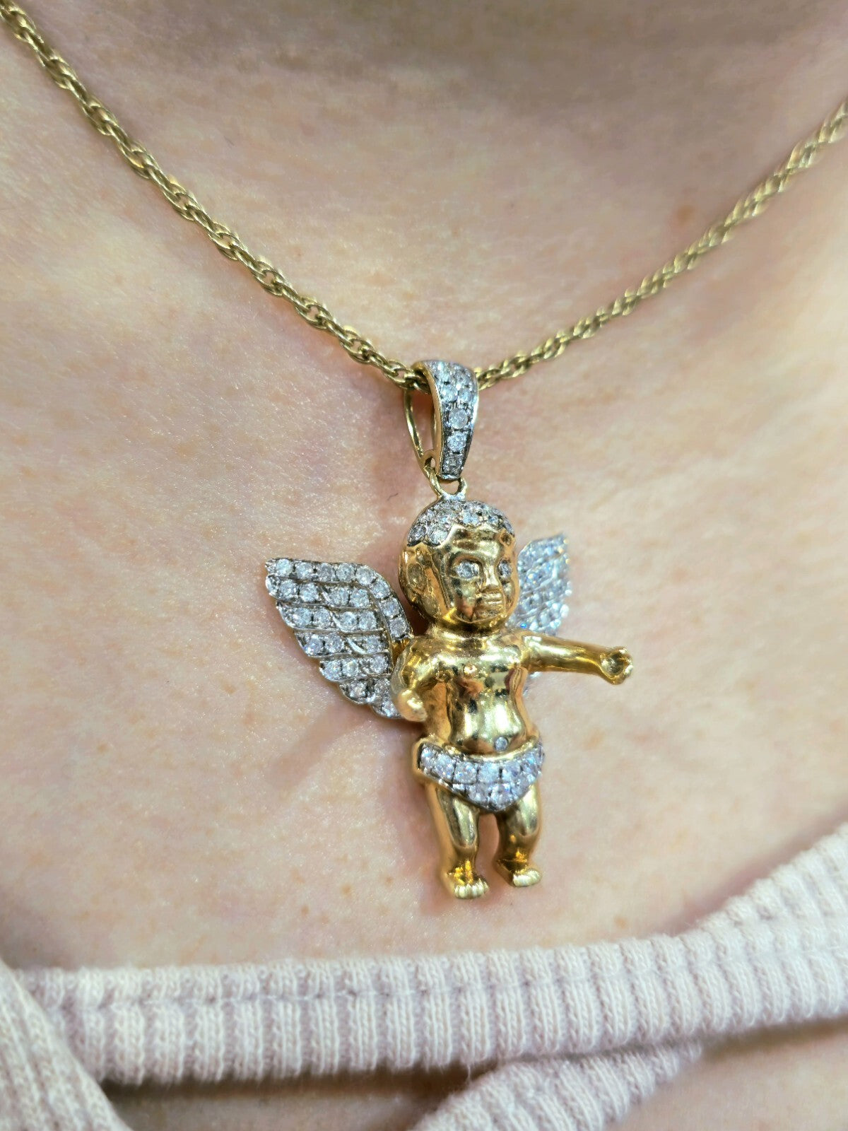 10K YELLOW GOLD PENDANT BABY ANGEL NATURAL DIAMONDS WINGS CROSS WITH CHAIN 25"