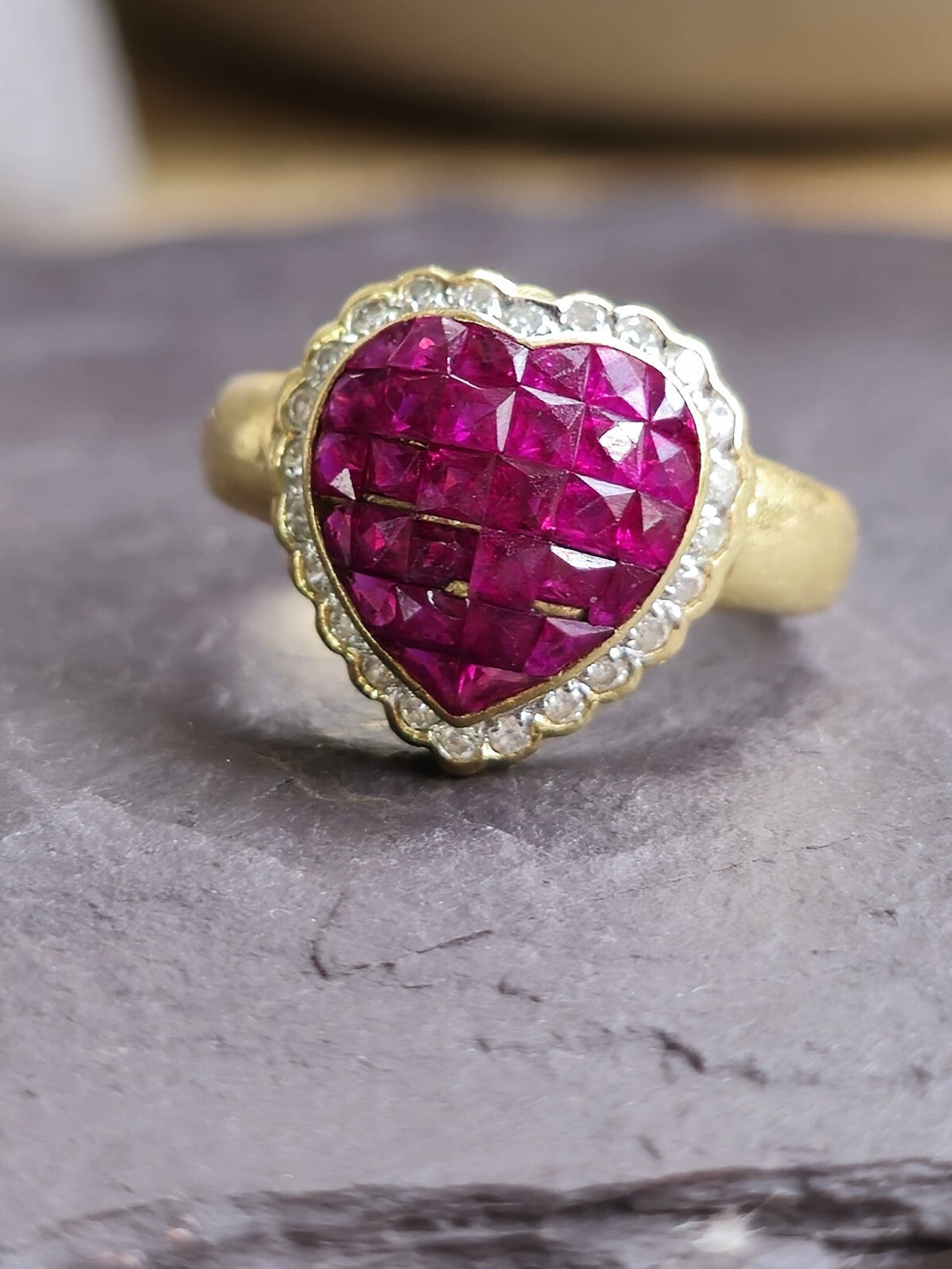 Stunning 14ct Yellow Gold Ruby Heart shape Diamond Halo Ring size M+ French Cut