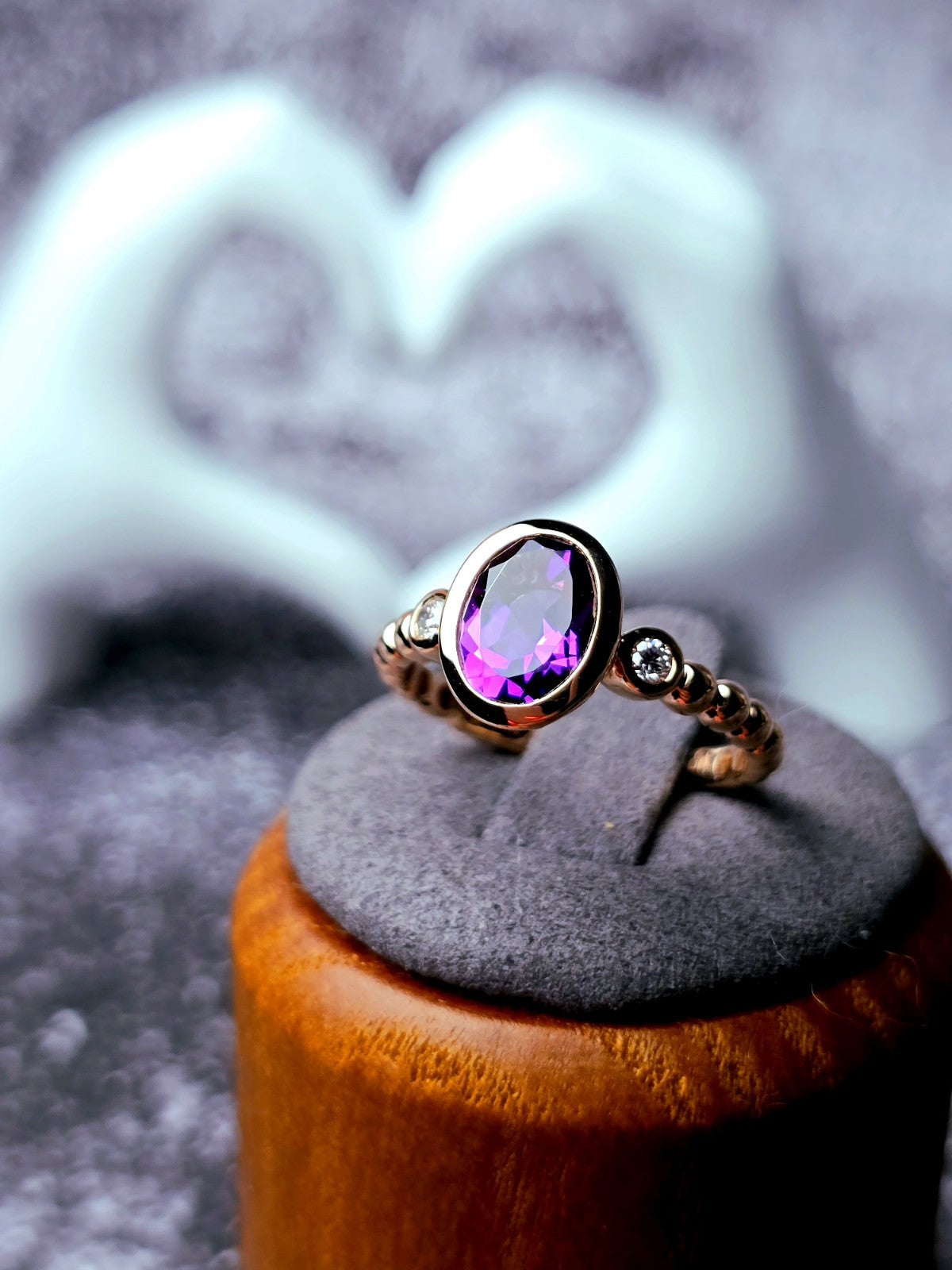 New 18ct Rose Gold Oval Amethyst and Diamonds Ring Cocktail Dress Bead Band
