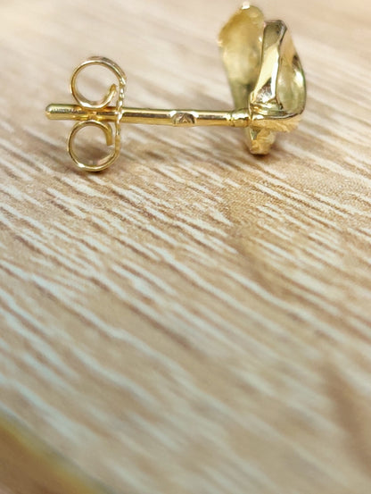 Solid 9ct Yellow Gold Knot Stud Earrings 1.4grams 