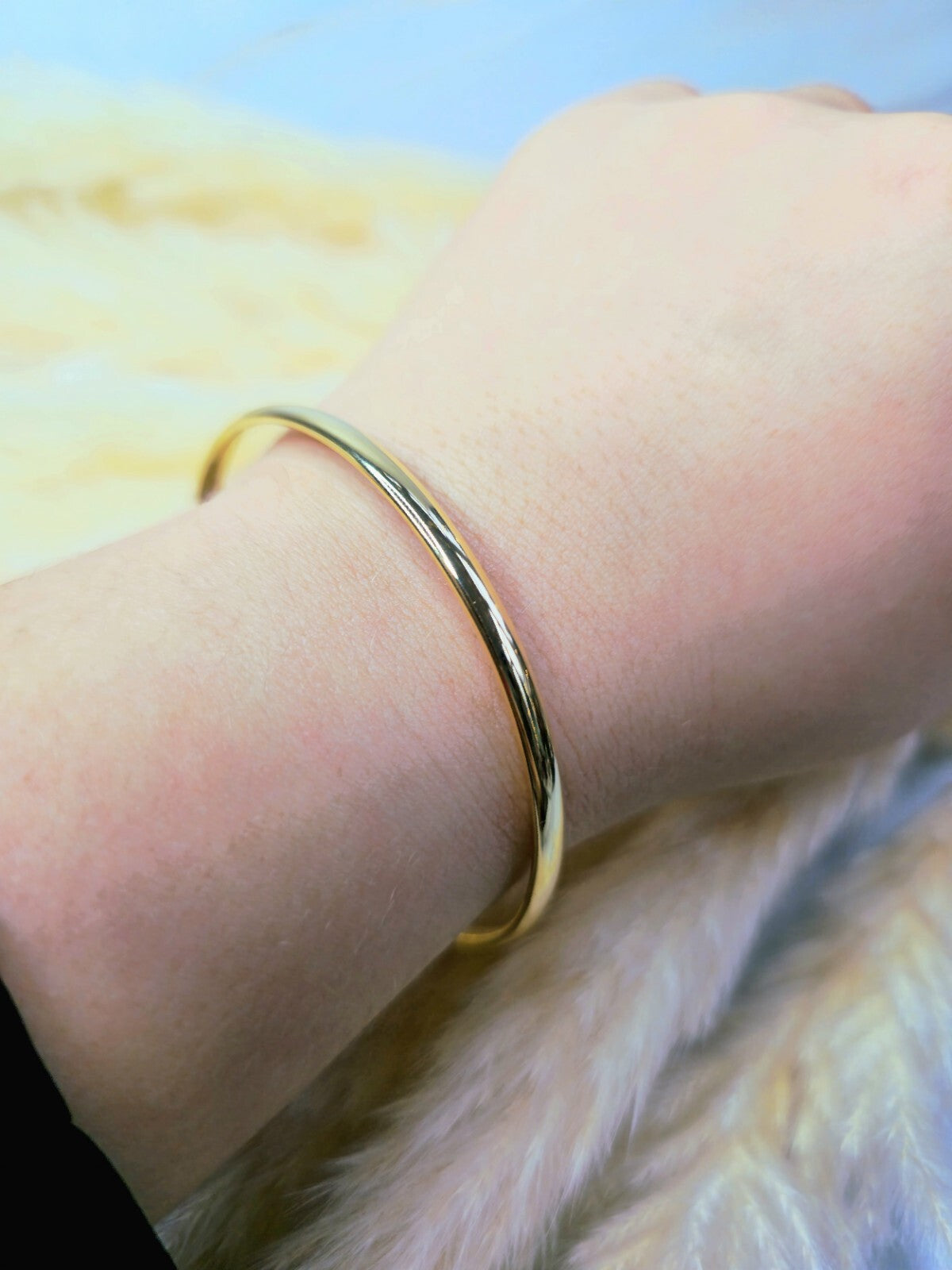 New 9ct Yellow Gold Round Bangle Stacking BRACELET Lovely 4mm 70mm diameter