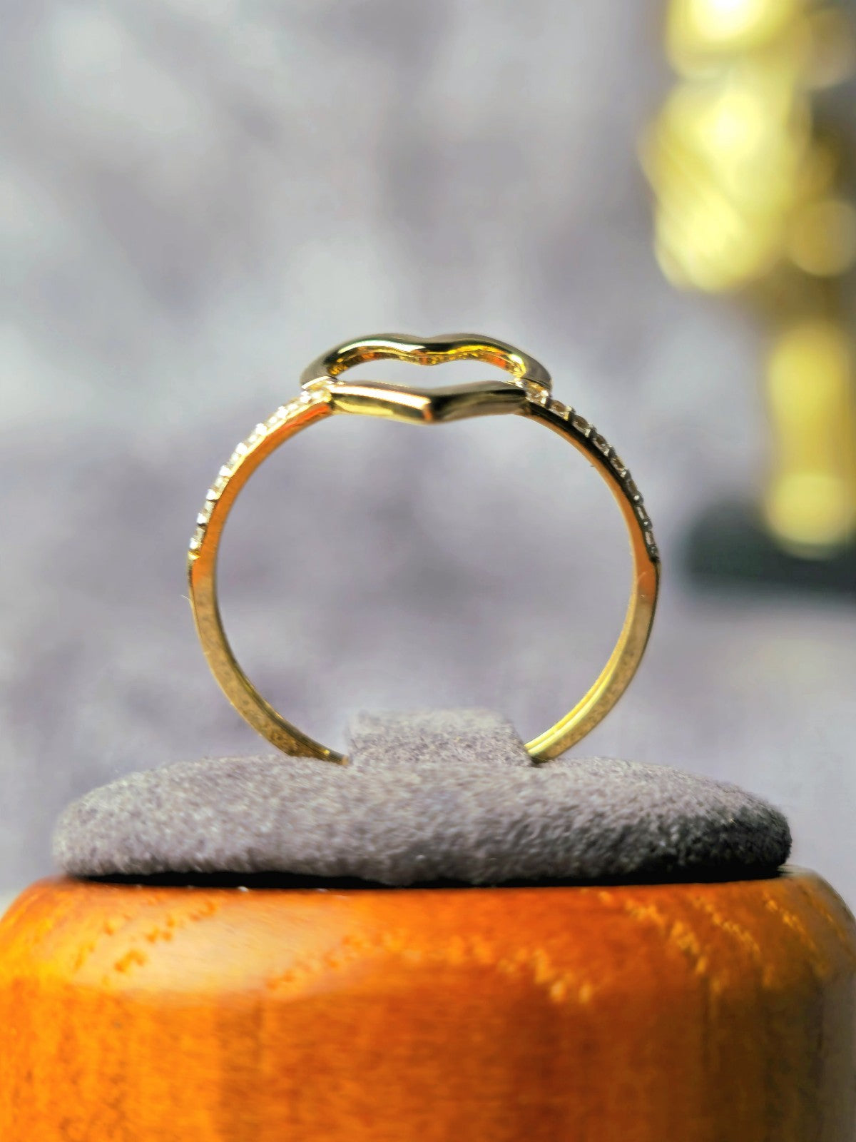 New 9ct Yellow Gold Open Heart Shape Ring with C/Z Half Eternity SIZE: P