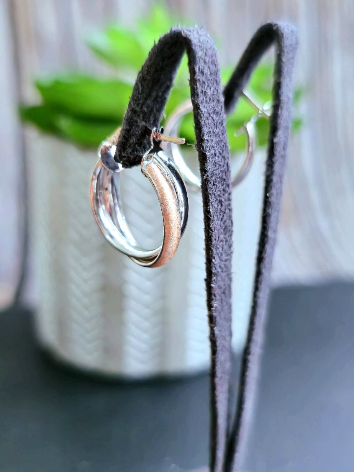 9ct Solid White/Rose Gold Crossed Hoop Earrings 22mm Twist Hoops Matt/Shiny
