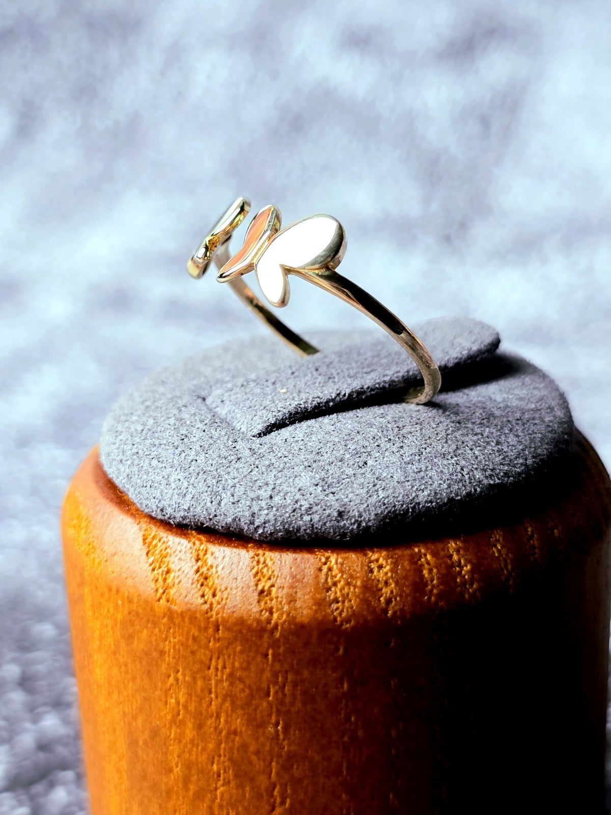 9ct Yellow Gold Butterfly Ring Split Shank Two Butterflies s: J Band Hallmarked