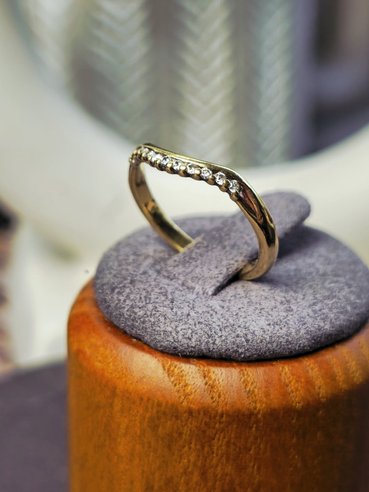 Solid 18ct Yellow Gold Wedding Band Half Eternity Ring size 'L' DIA: 0.18ct