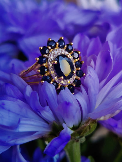 Amazing Stunning 9ct Yellow Gold Sapphire/Diamond Flower Ring Cocktail size S+