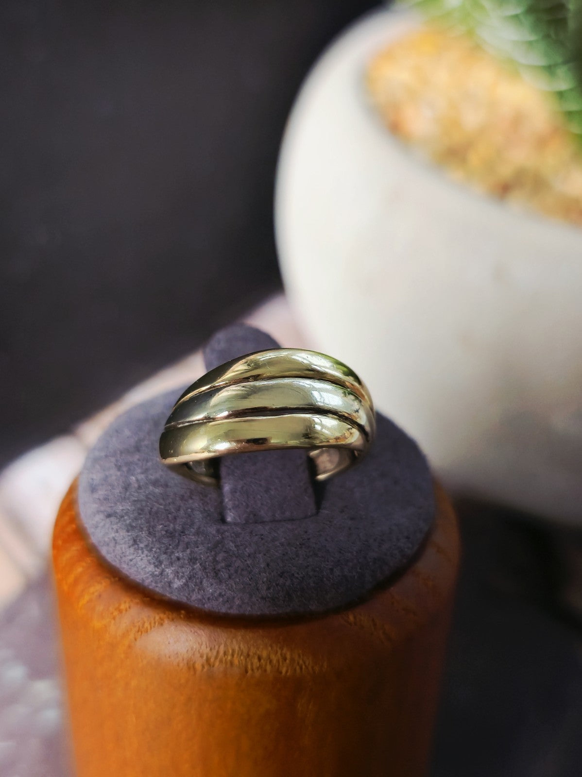 9ct Yellow Gold Ring Trinity Band Size H Pinky Finger Ring 3grams Hallmarked