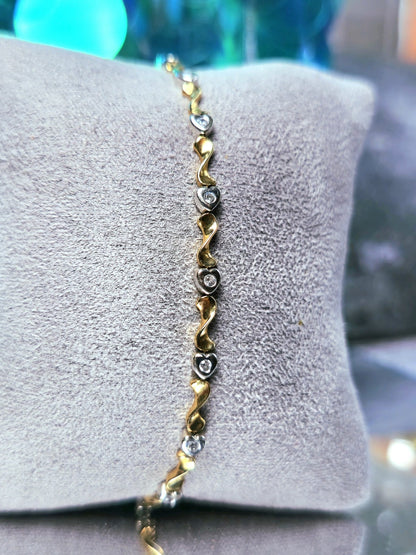 Elegant 9ct Yellow/White Heart Shape Chain BRACELET with Cubic Zirconia 5.4grams