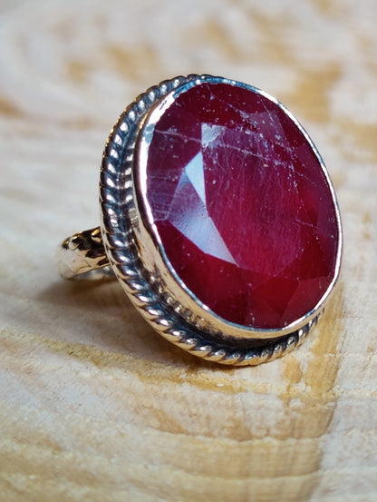 Stunning Vintage Sterling Silver Huge Ruby Ring size P Dress Coctail Statement