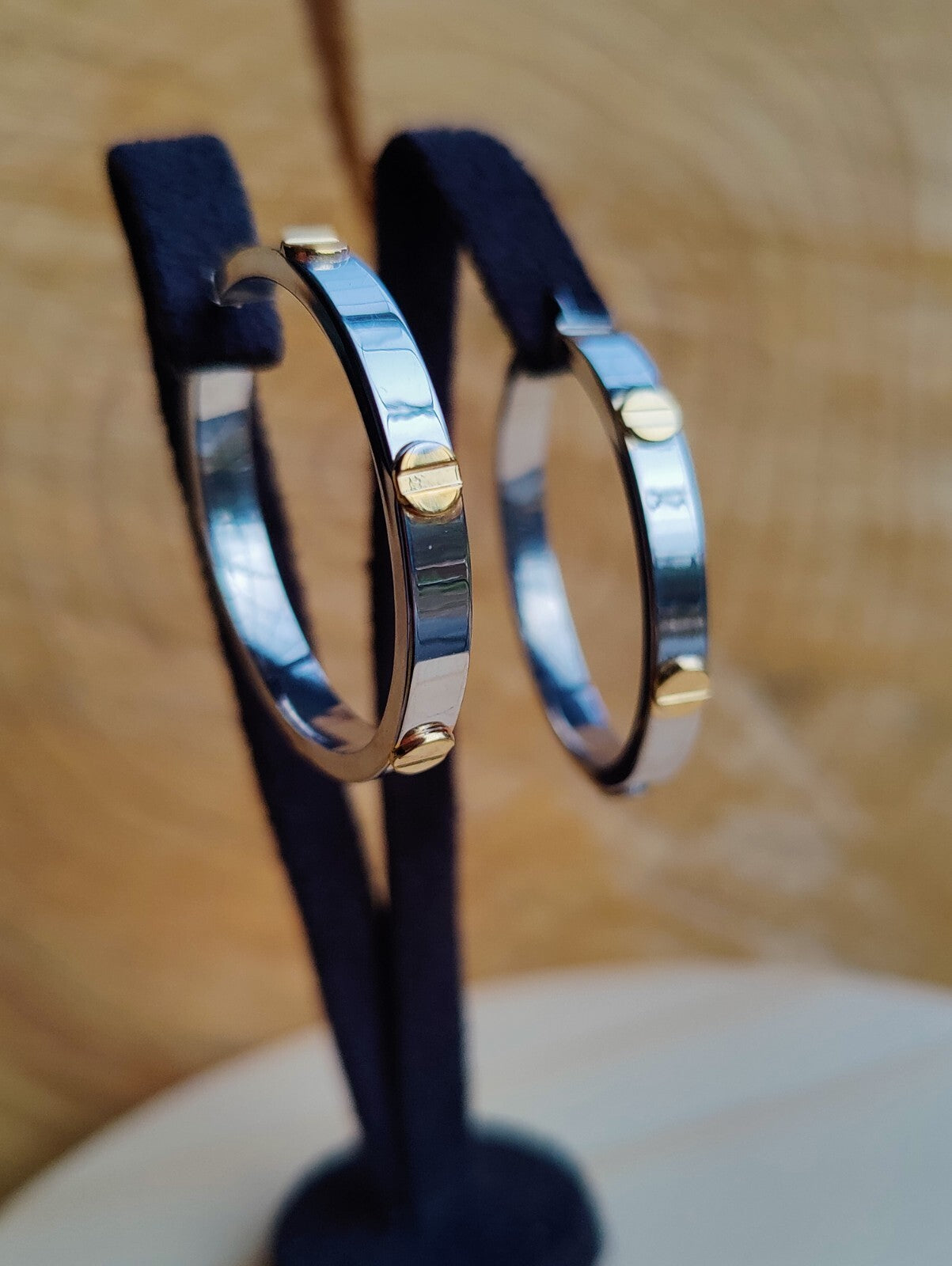 NEW Gold Screw Hoop Earrings 3.8grams 9ct White Gold 30mm Hallmarked New 