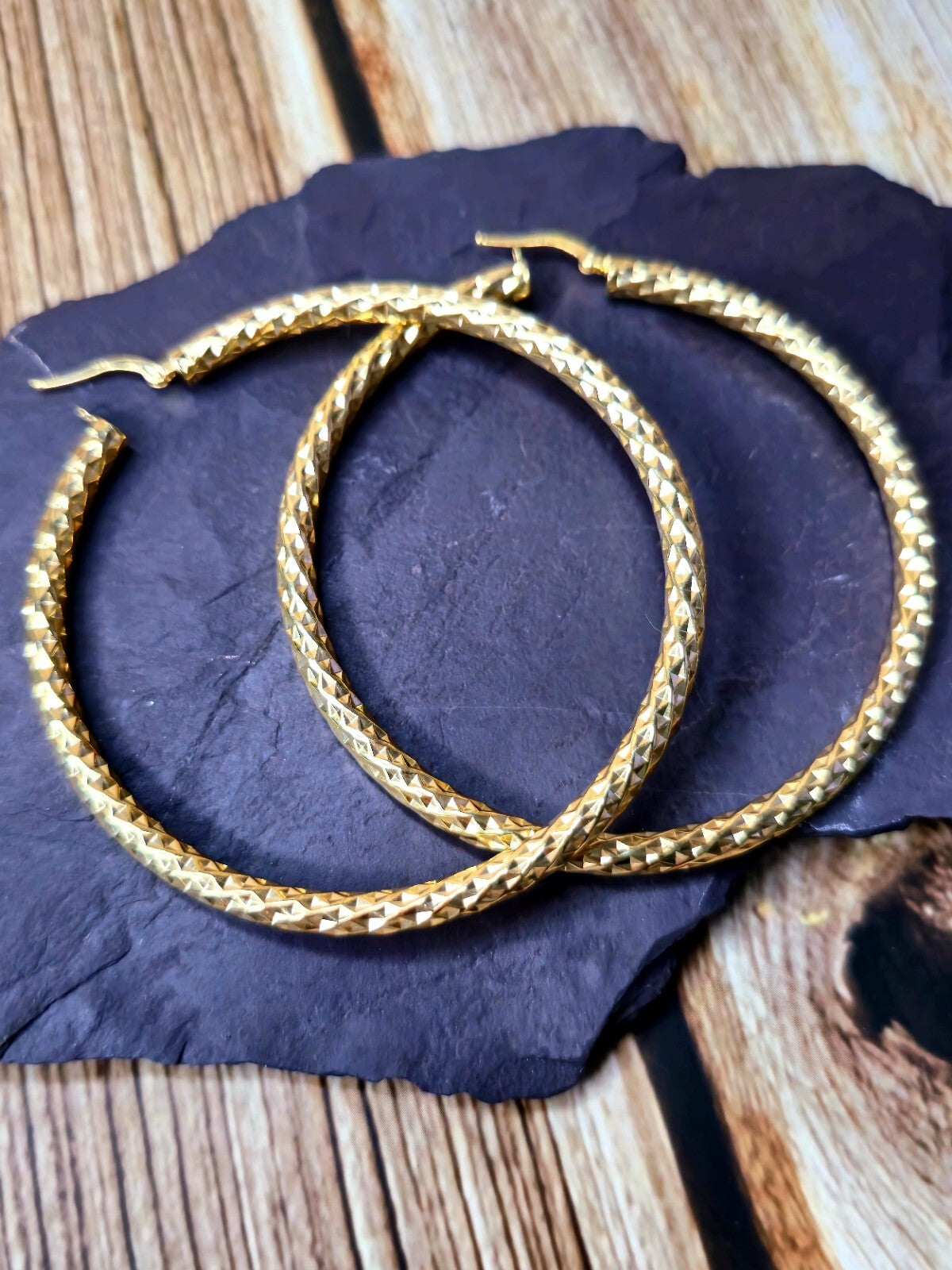 Big 9ct Yellow Gold Twisted Hoop Earrings Twist Hoops 67mm Diamond Cut Pattern