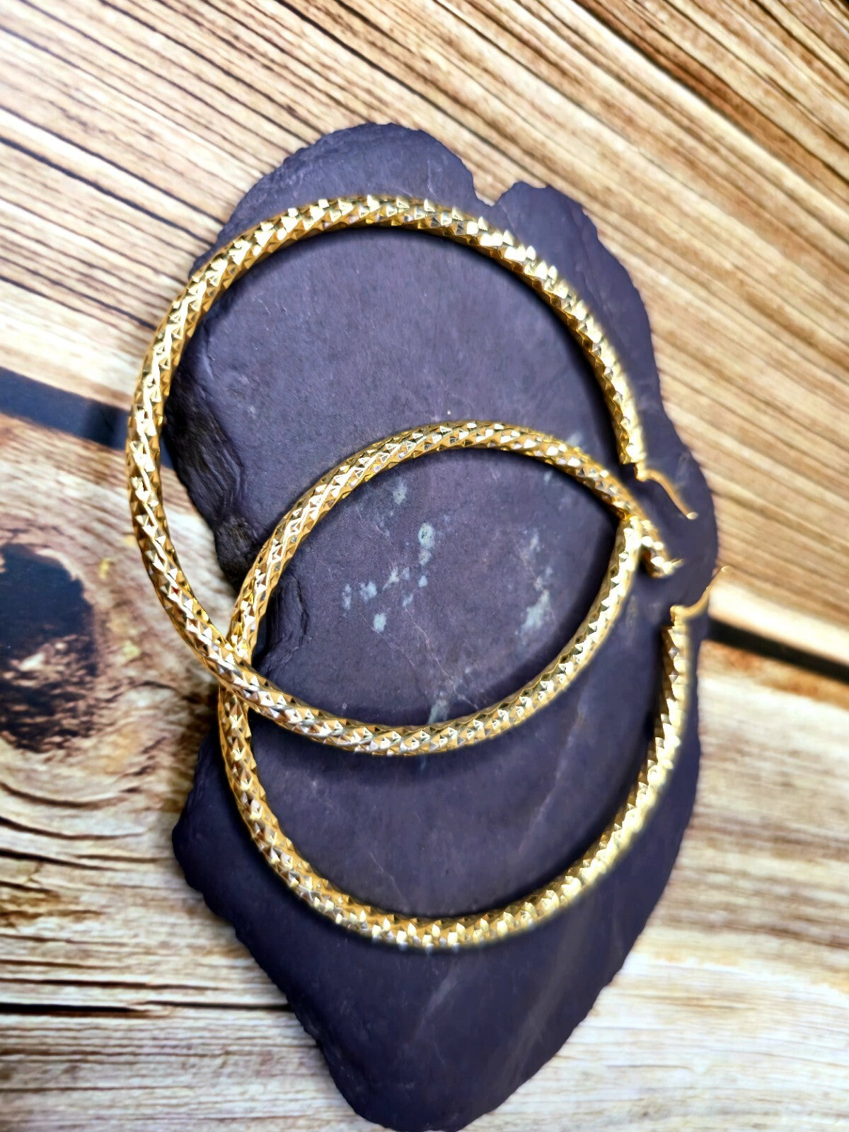 Big 9ct Yellow Gold Twisted Hoop Earrings Twist Hoops 77mm Diamond Cut Pattern
