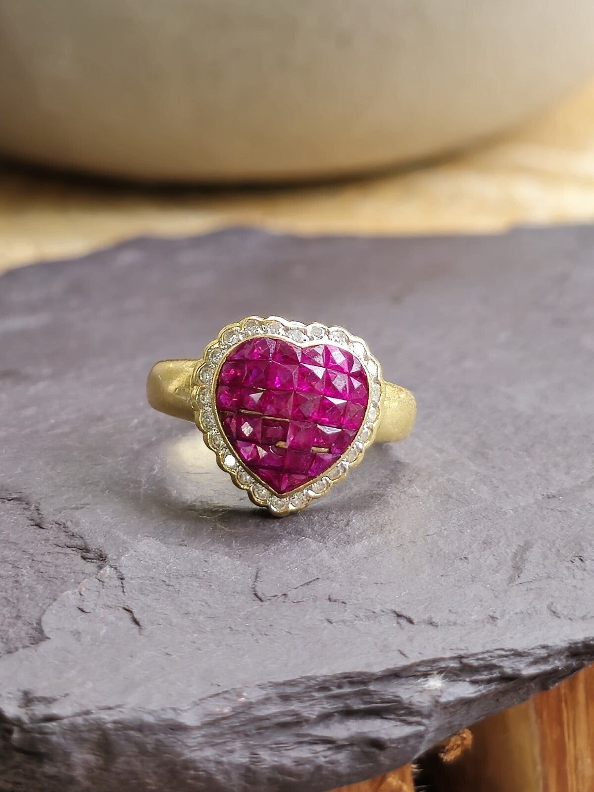 Stunning 14ct Yellow Gold Ruby Heart shape Diamond Halo Ring size M+ French Cut