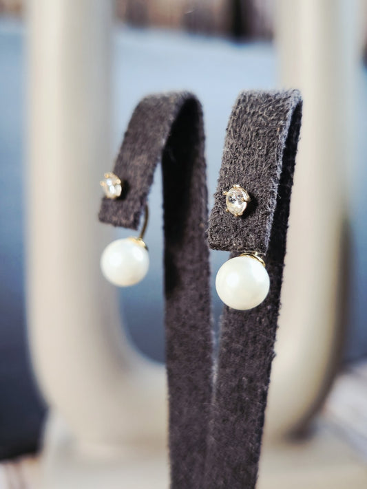 8ct (333) Yellow Gold Pearl Earrings with Cubic Zirconia and Push Clasp Elegant