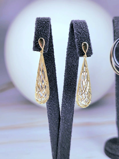 New Solid 9ct Yellow/White Gold Drop Earrings Butterfly Dangling 35mm 3D Pear